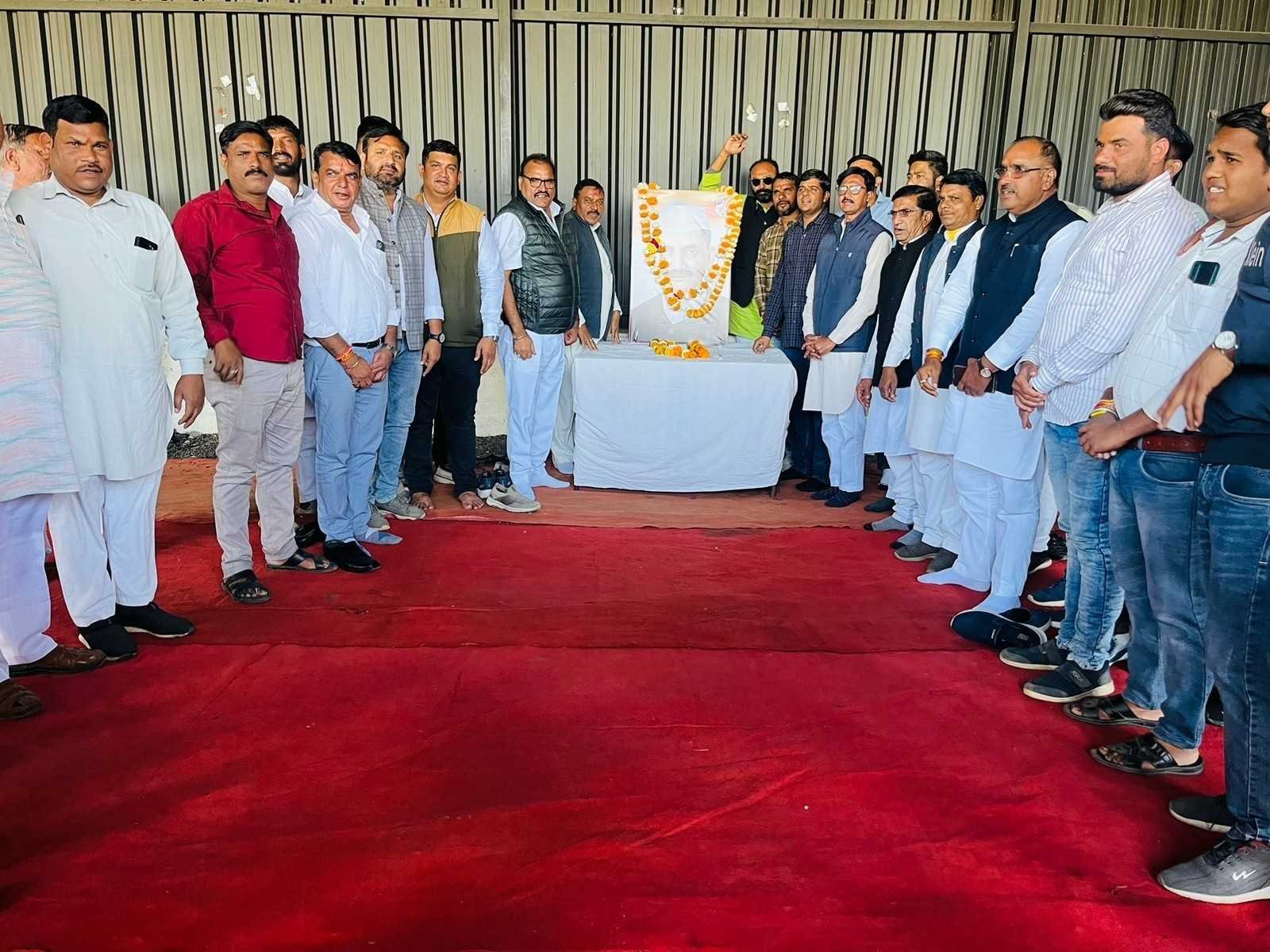 युवक कांग्रेस का नववर्ष मिलन समारोह एवं जिला स्तरीय बैठक सम्पन्न।