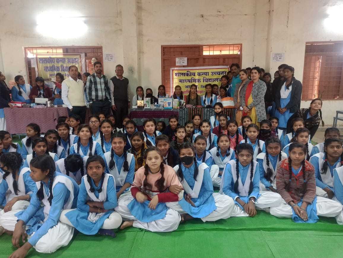 छात्र-छात्राएं बेहतर भविष्य के लिए अपना लक्ष्य निर्धारित करें पूर्व सांसद हेमंत खंडेलवाल