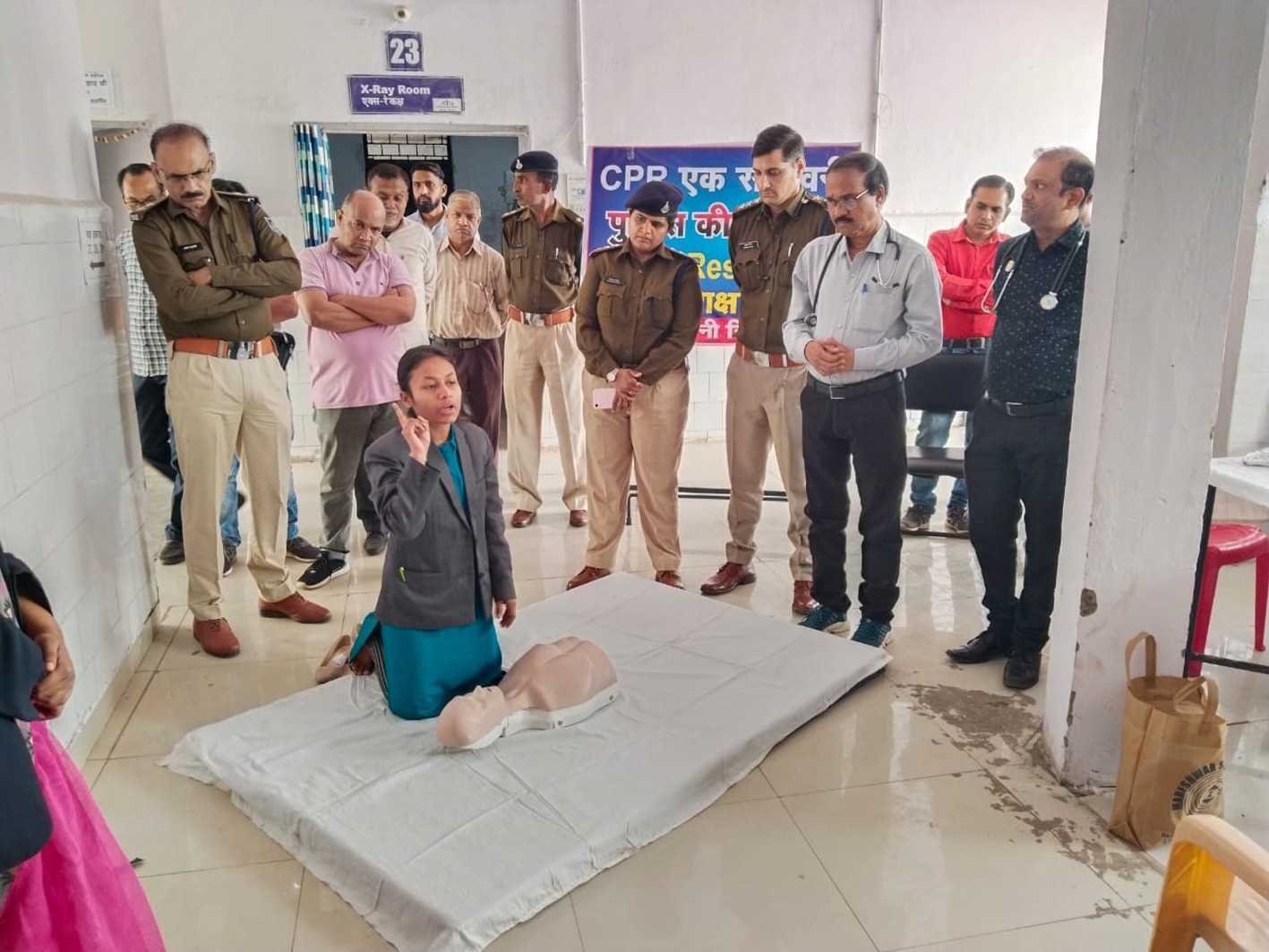गंभीर समय में कैसे बचाएं जान, दिया सीपीआर प्रशिक्षण