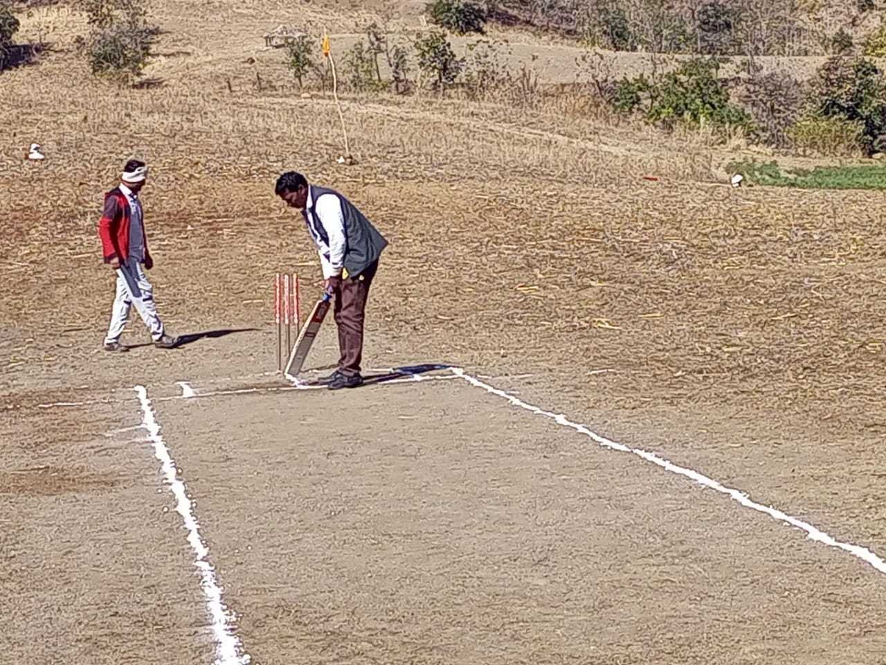 *जिला पंचायत सदस्यरामचरण इरपाचे की गरिमामई उपस्थिति में हुआ क्रिकेट टूर्नामेंट का शुभारंभ*   *आठनेर मुकेश सोनी*