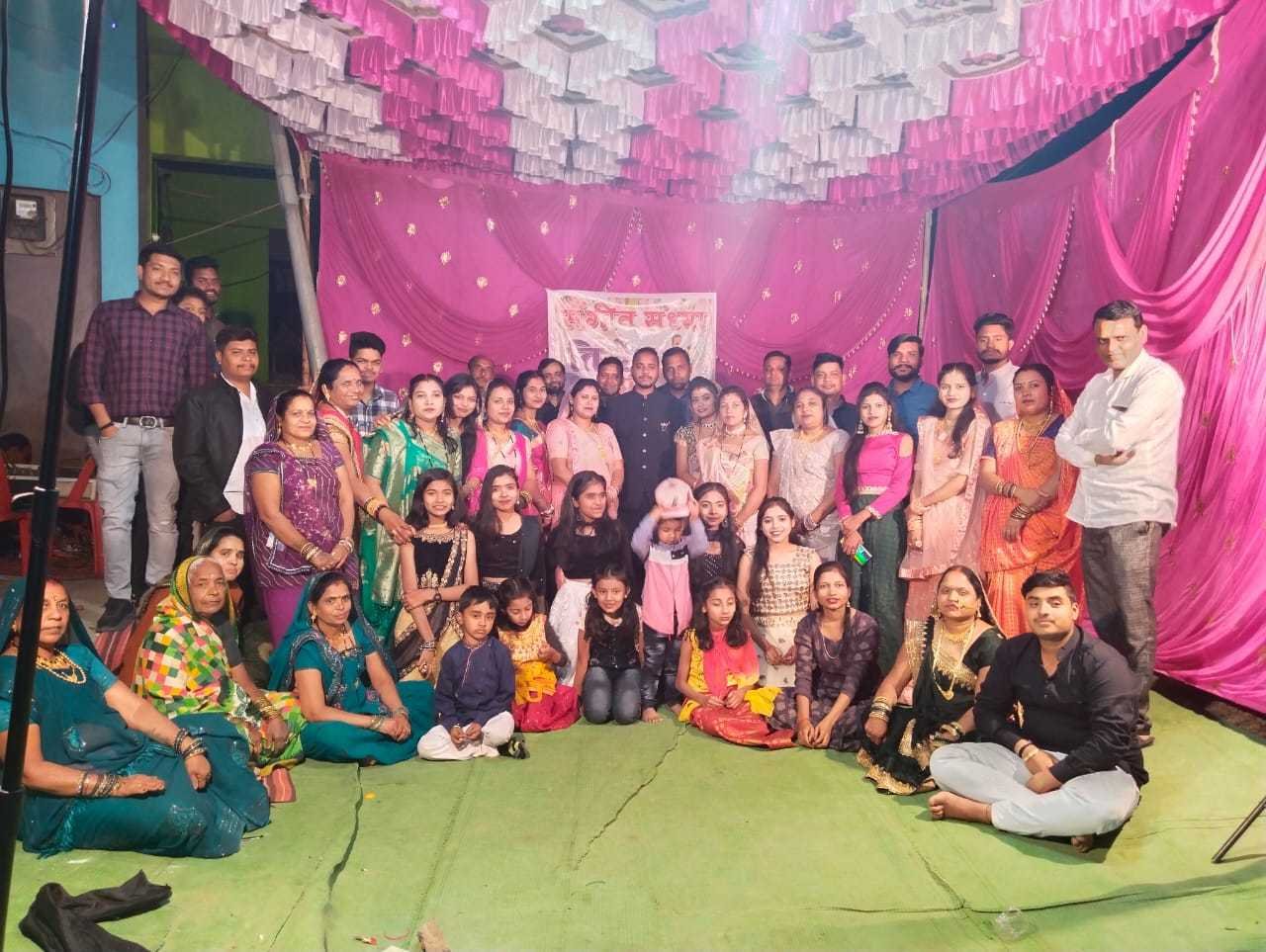 तिजेस पटेल के विवाह के उपलक्ष में मेहंदी एवं संगीत की रस्म हुई पूरी