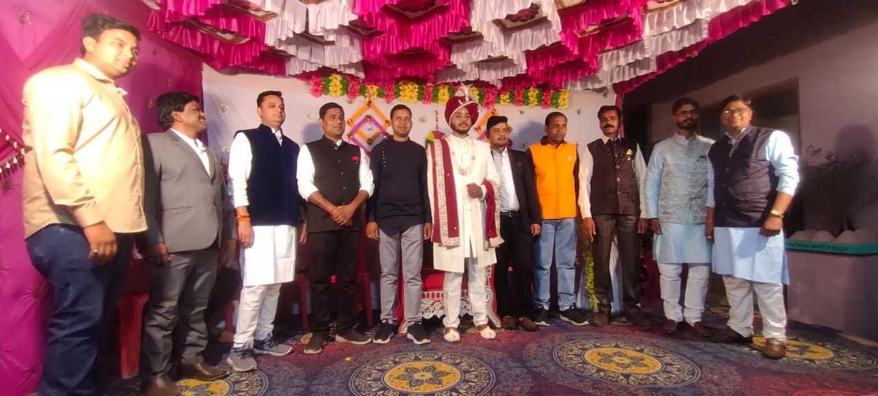 आज परिणय सूत्र में बधेगे तिजेस पटेल विवाह की सारी तैयारियां पूर्ण शाम 4:00 बजे प्रस्थान होगी बारात
