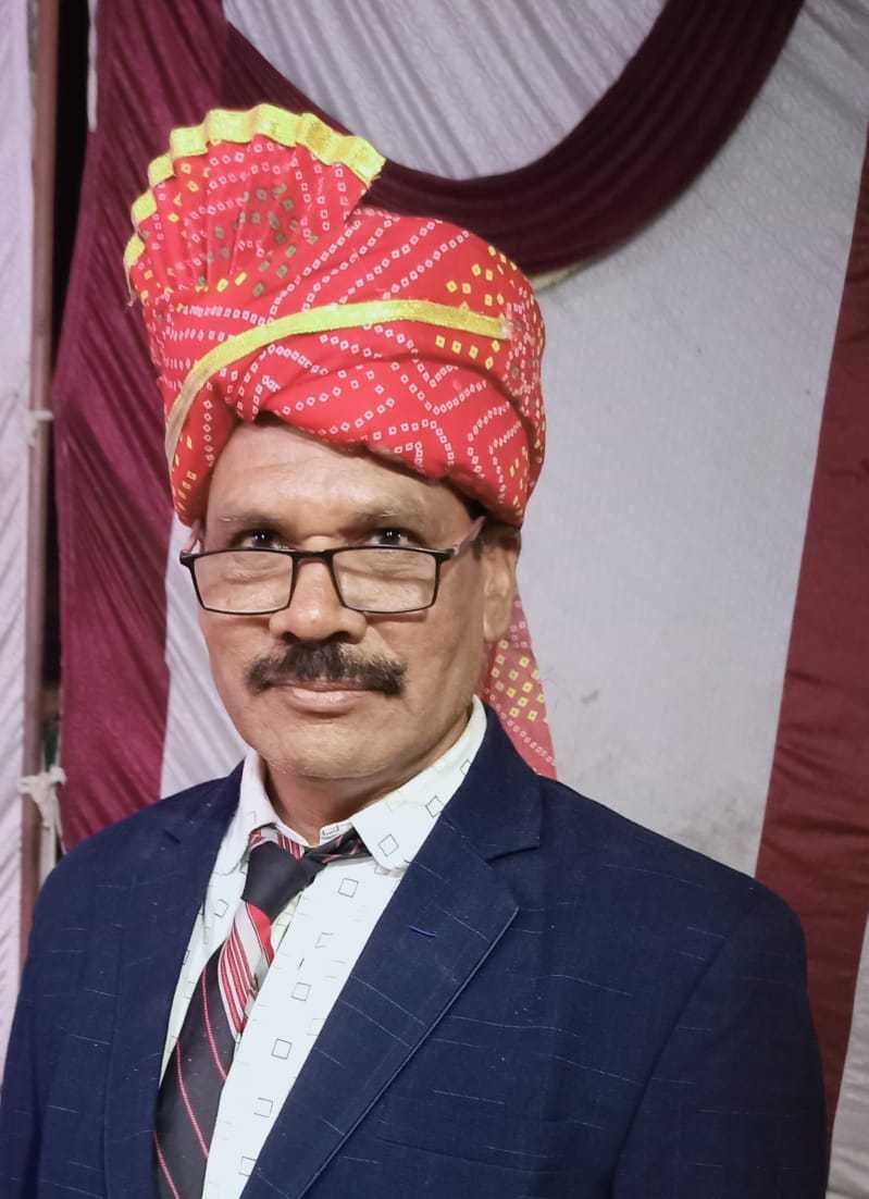 राष्ट्रीय गौरव सम्मान से सम्मानित हुए शिक्षक नारायण अहिरवार