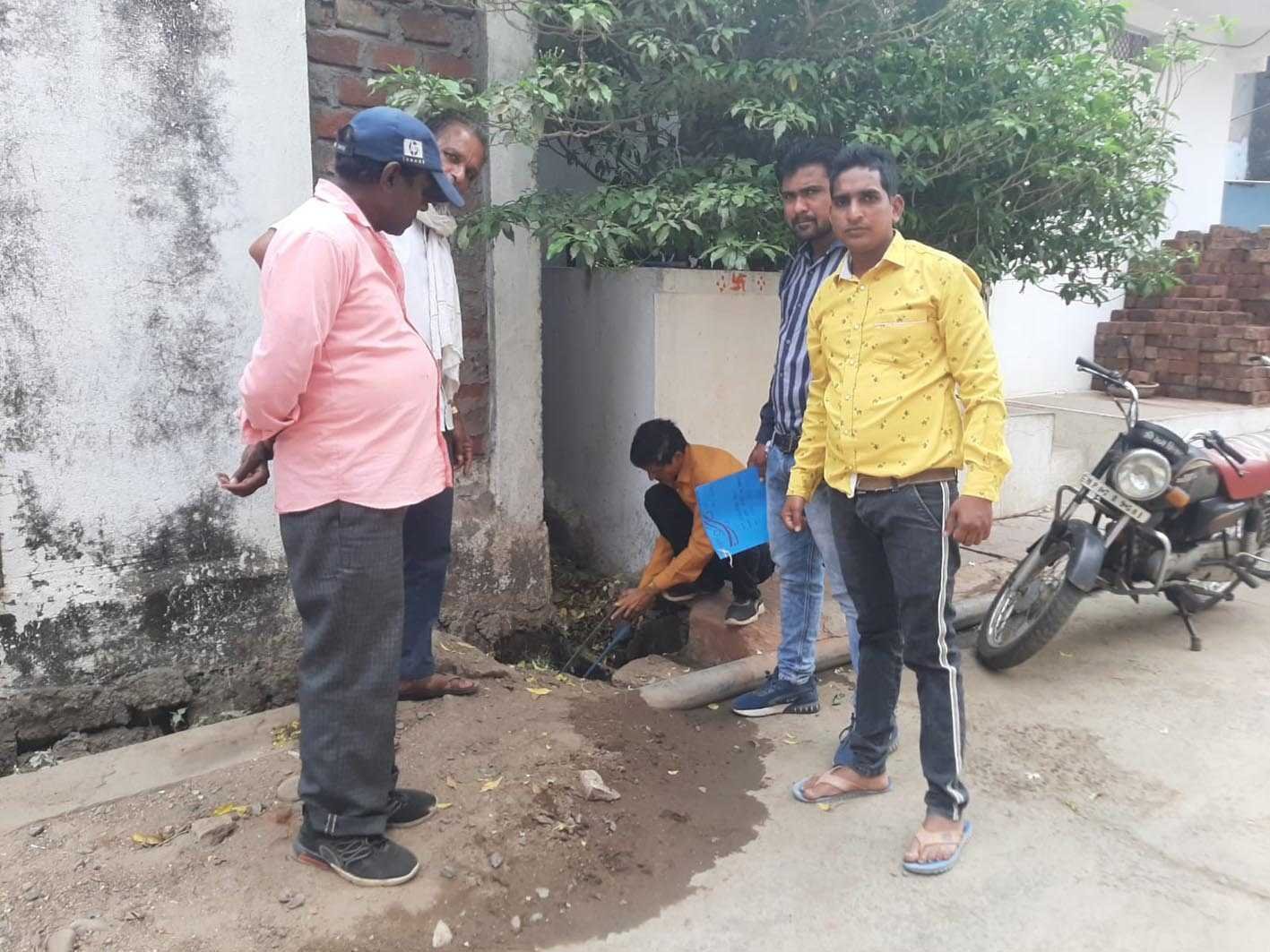 नल-जल का १२ लाख से अधिक बकाया