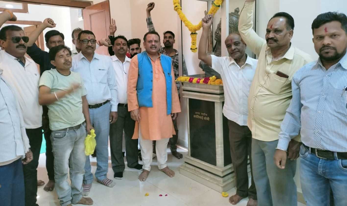 अवंती बाई लोधी का बलिदान दिवस मनाया