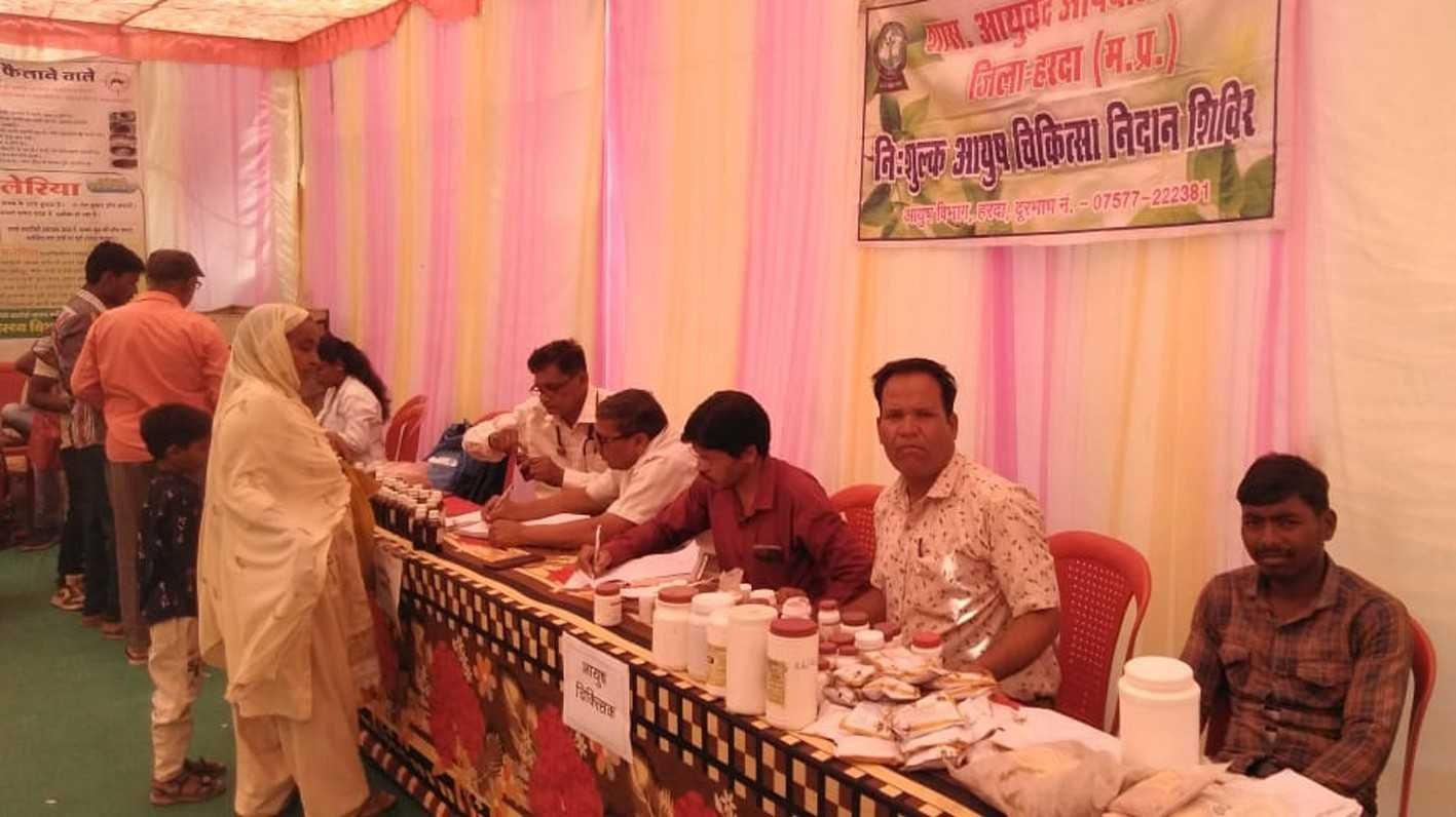 खिरकिया सीएचसी में लगा जीवनम स्वास्थ्य शिविर, 173 का उपचार