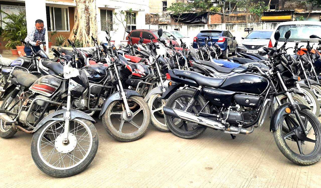 कोतवाली पुलिस ने वाहन चोर गिरोह का किया पर्दाफाश, 3 आरोपी गिरफ्तार, 27 वाहन जब्त