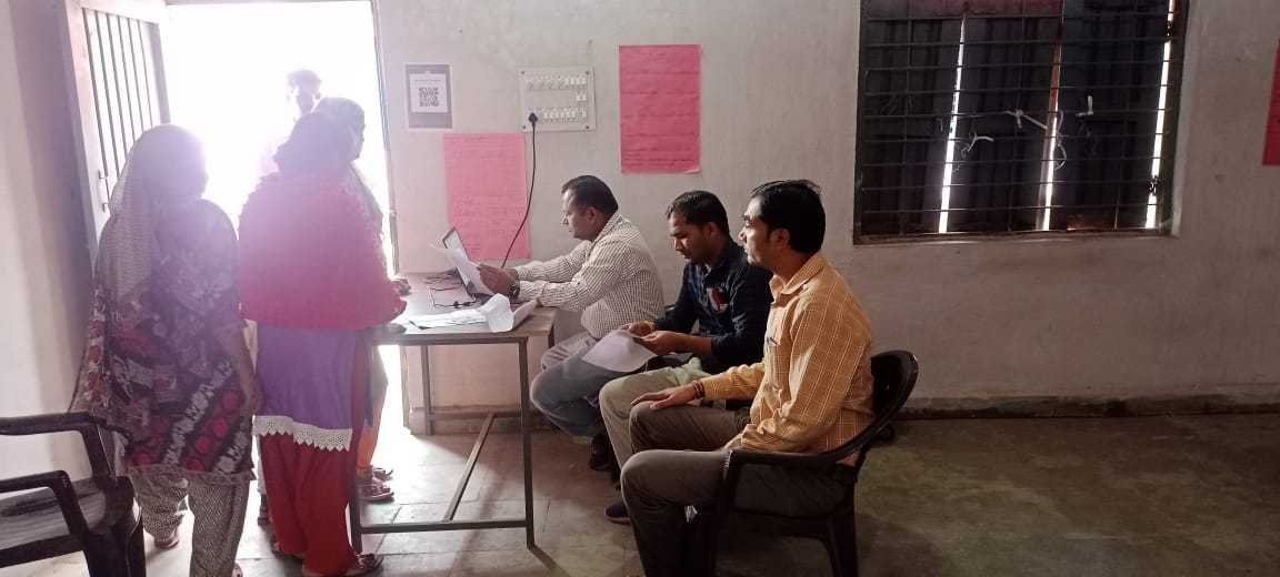 नगर परिषद द्वारा लाडली बहना योजना के तहत ईकेवाईसी का कार्य प्रारंभ