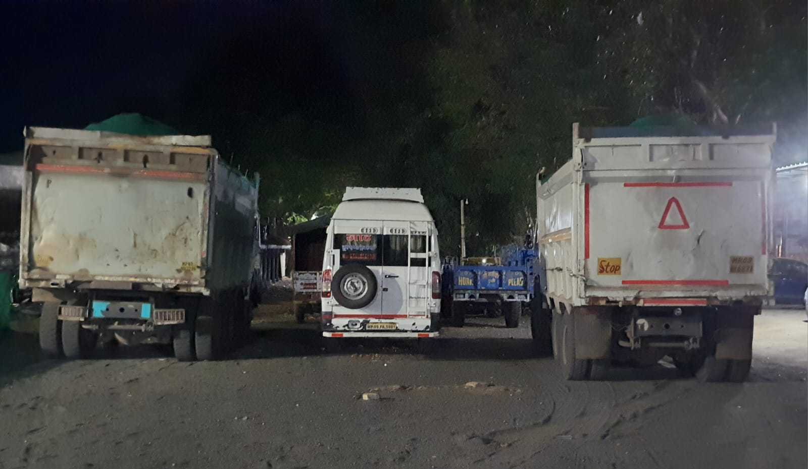 अवैध रूप से रेत परिवहन पर राजस्व ने की कार्यवाही, डंपर किया जप्त