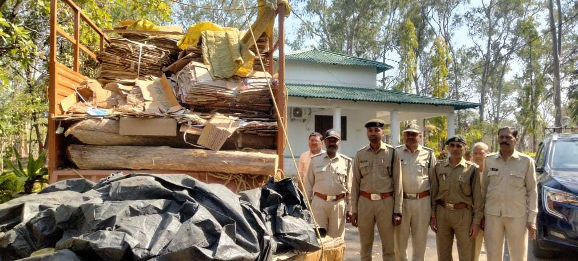 आंध्रा के लिए बैतूल और नर्मदापुरम से हो रही सागौन की तस्करी