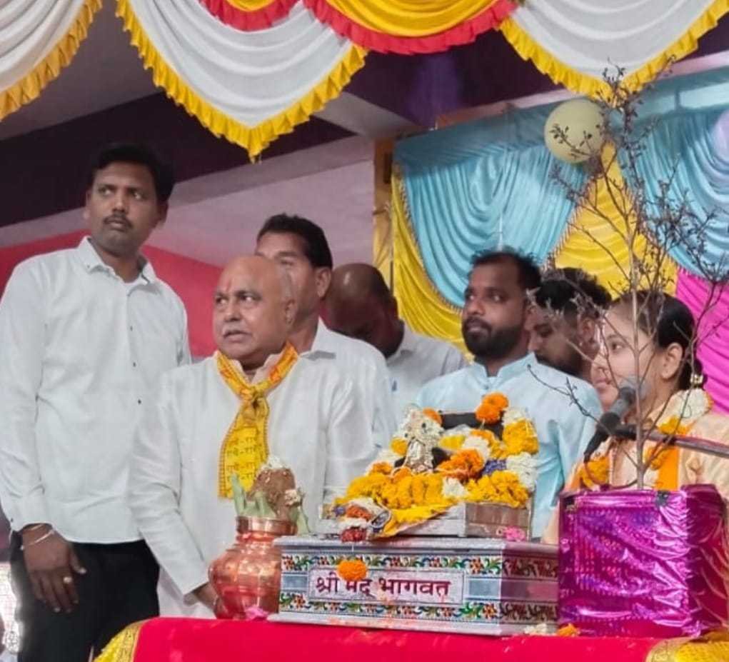 भए प्रगट कृपाला दीन दयाला कौशल्या हितकारी