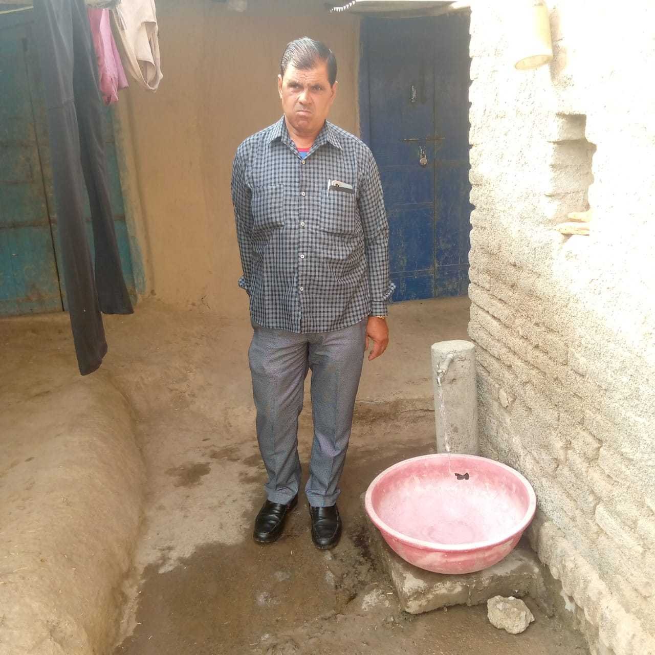 देवास जिले में ब्‍लॉक टोंकखुर्द के ग्राम खेडीराजपुरा में जल जीवन मिशन से हर घर नल से आ रहा है जल
