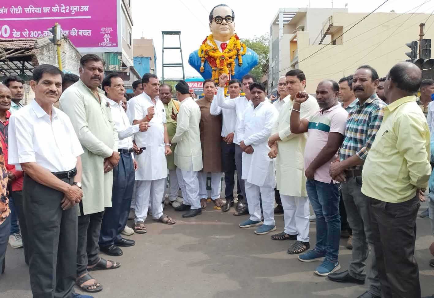 प्रतिभावान, प्रेरणादायी हस्ती थे अंबेडकर : लौहाना