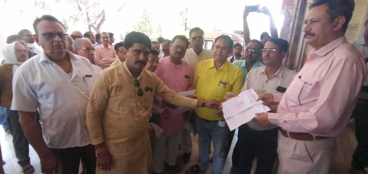 सर्वब्राह्मण समाज ने सौंपा ज्ञापन