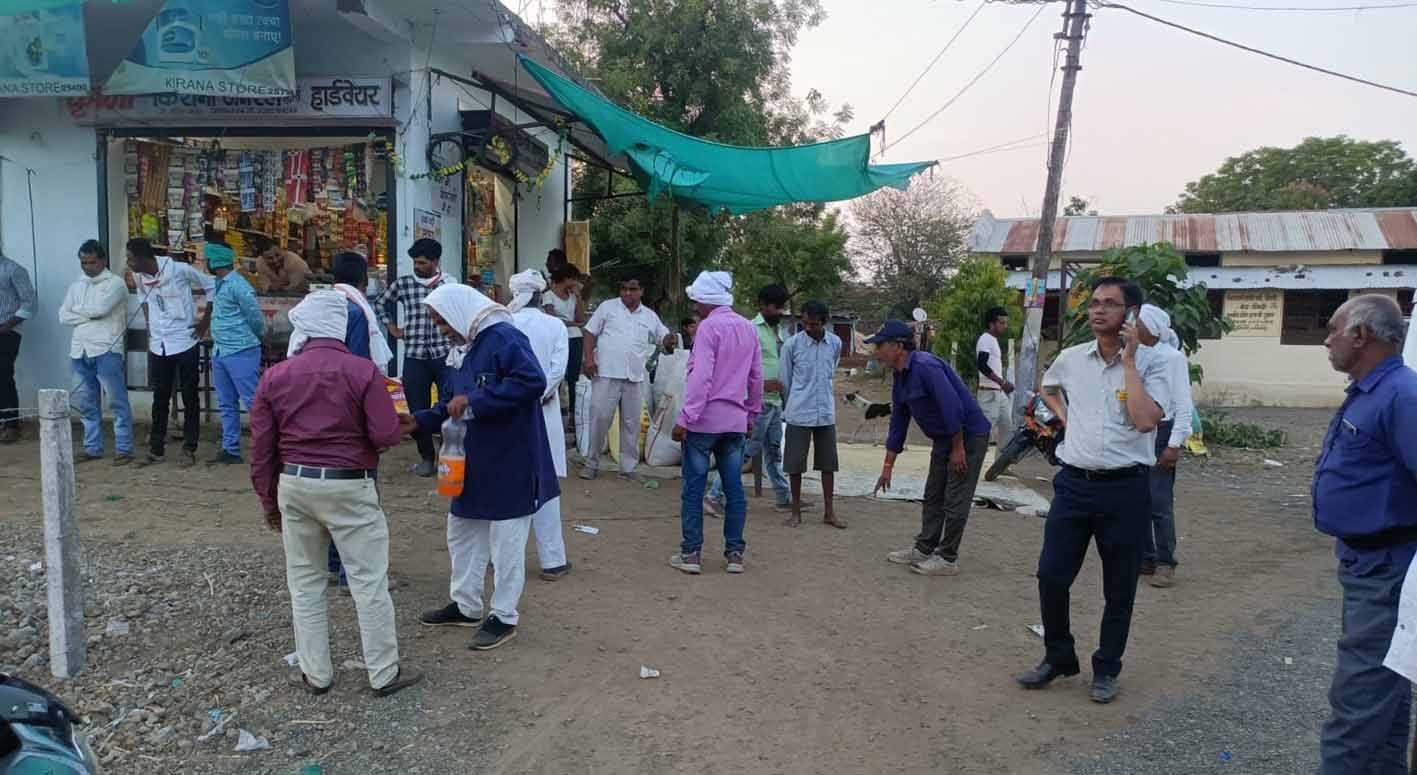 शासकीय जमीन से अतिक्रमण हटाने की कार्यवाही