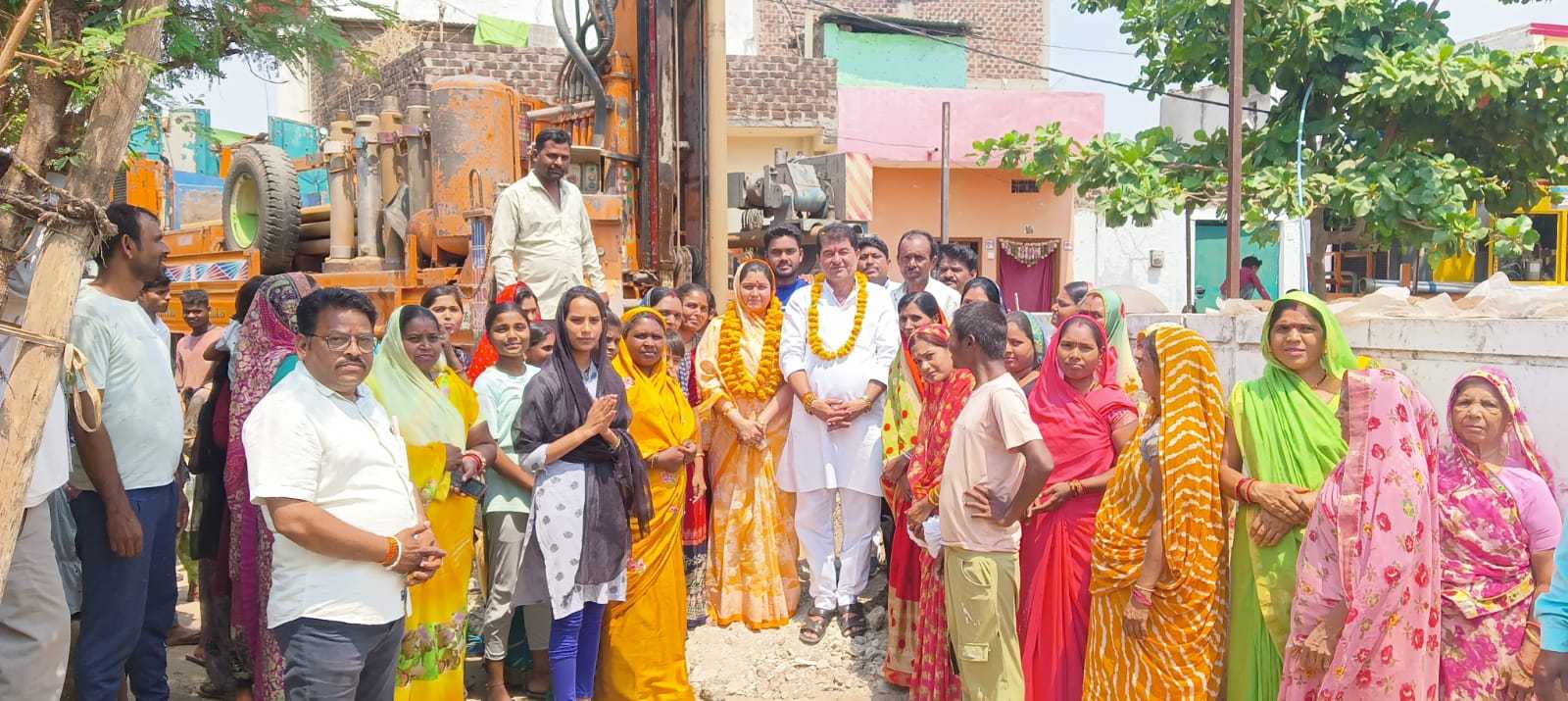 नपाध्यक्ष ने किया बोरवेल का भूमिपूजन