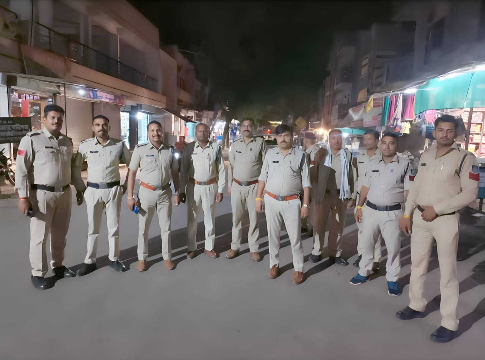 ईद पर शांती व्यवस्था बनाए रखने के लिए 13 जगहों पर पुलिस जवान किए तैनात…