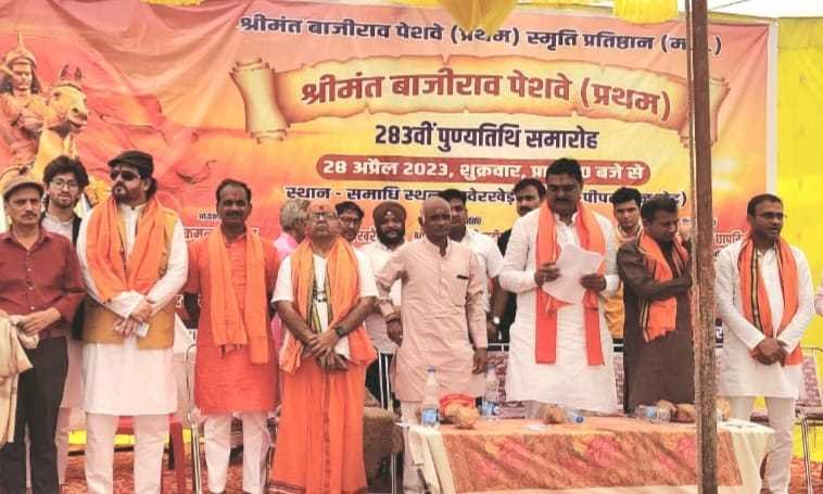 कृषि व प्रभारी मंत्री पटेल को जिला बनाओ समिति सदस्यो ने दिया ज्ञापन