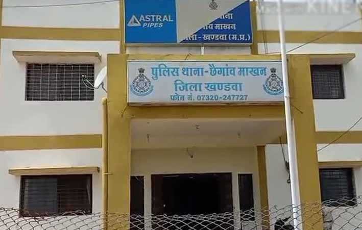 छैगांवमाखन पुलिस ने गौवंश से भरे तीन वाहन पकड़े