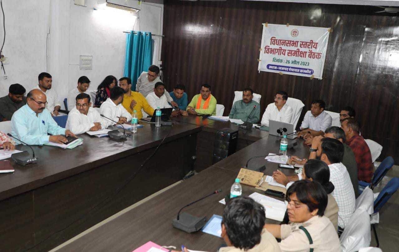 खातेगांव विधानसभा क्षेत्र में प्रगतिरत नल-जल योजनाओं को शीघ्र पूर्ण करें- विधायक श्री शर्मा