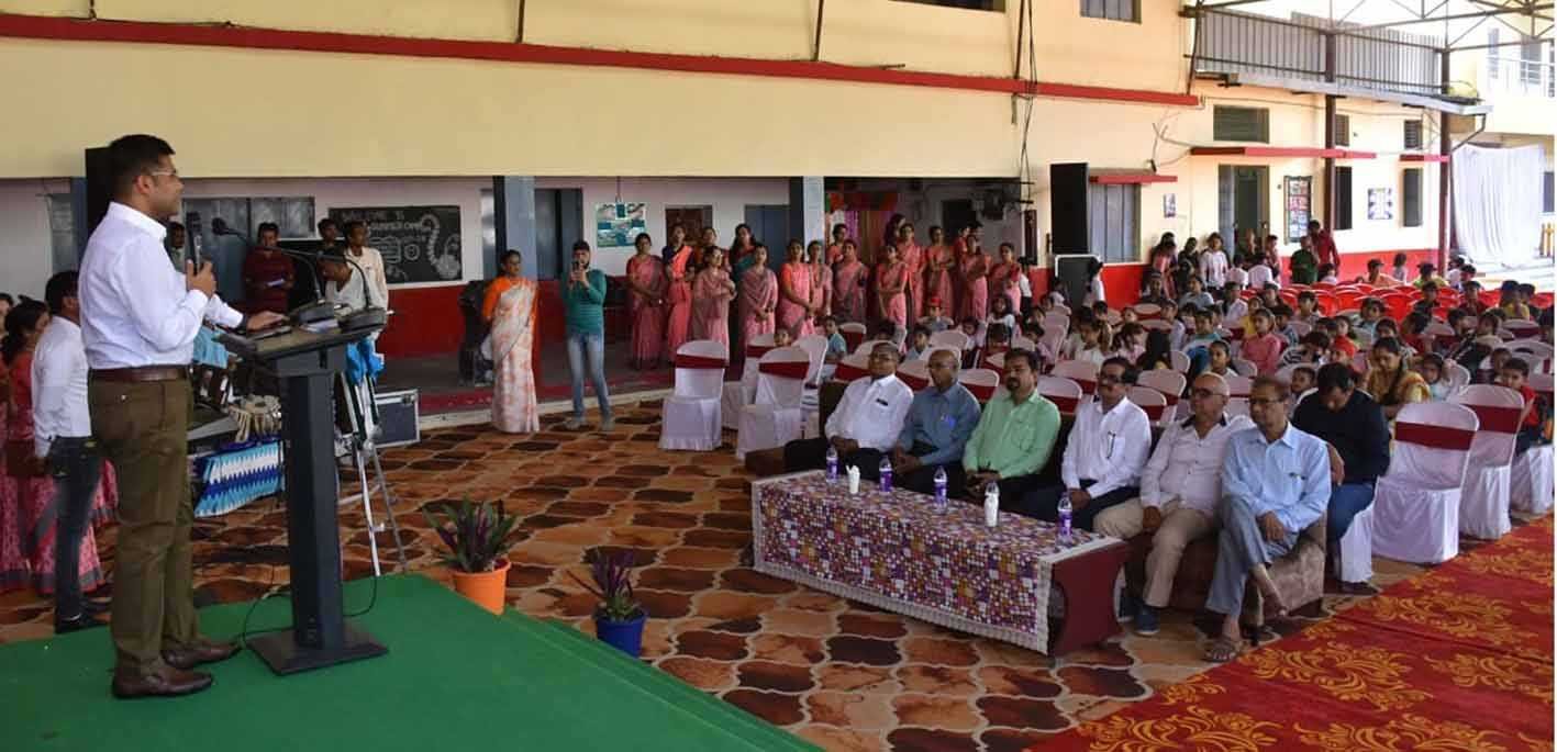 समर कैम्प का शुभारंभ  अतिरिक्त ज्ञान व अनुभव का केन्द्र समर कैम्प : कलेक्टर