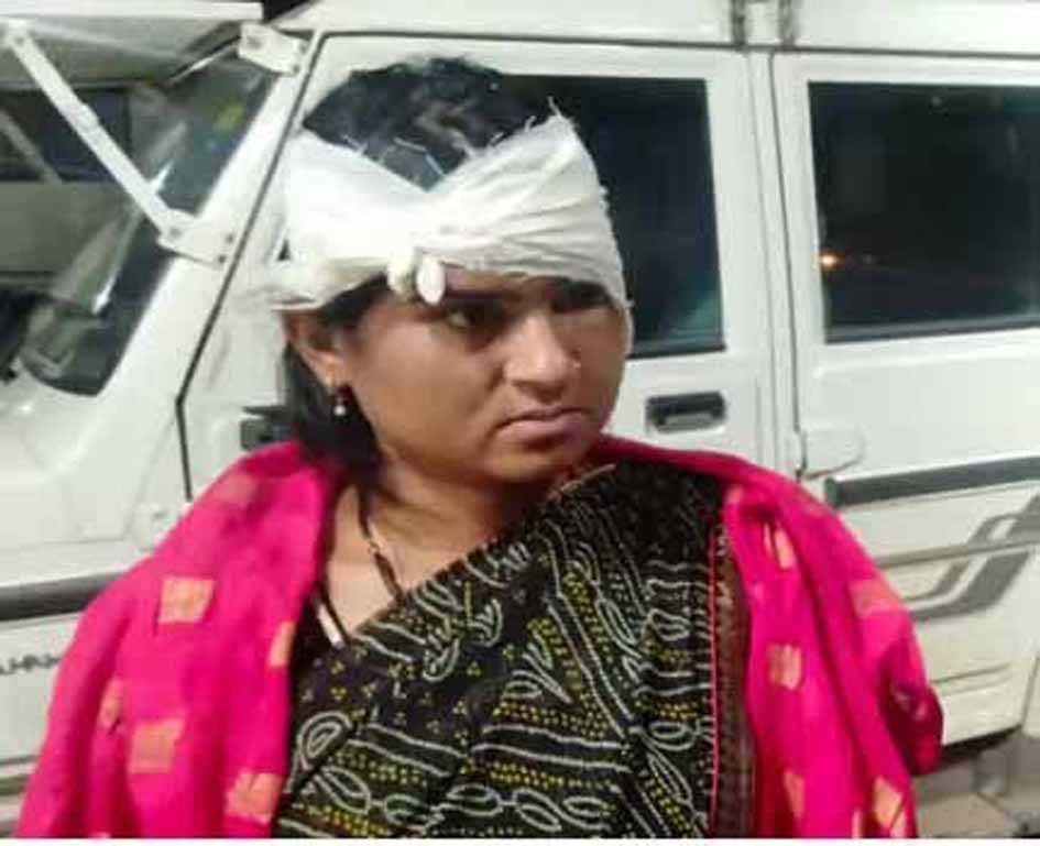 दहेज की मांग को लेकर पत्नी से की मारपीट, मामला दर्ज  