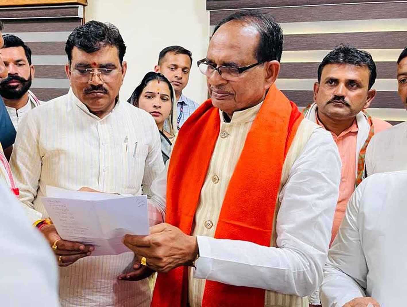 ओंकारेश्वर में हरिद्वार की तर्ज पर घाटों का जल्द होगा निर्माण : सीएम