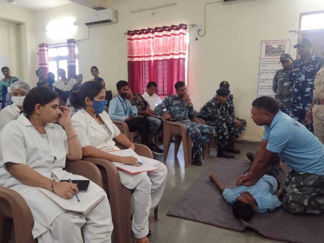 जिला अस्पताल में आपदा प्रबंधन जन जागरूकता कार्यक्रम आयोजित