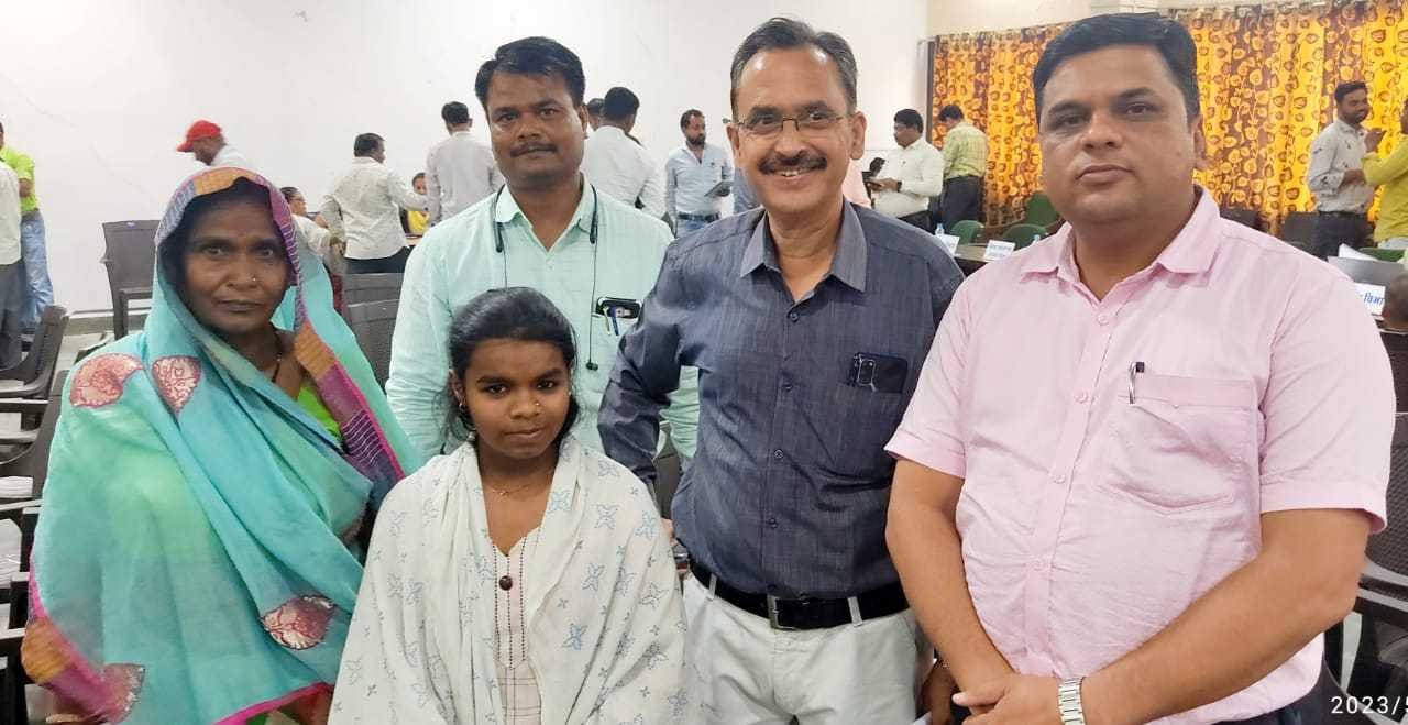 खुशियों की दास्तां