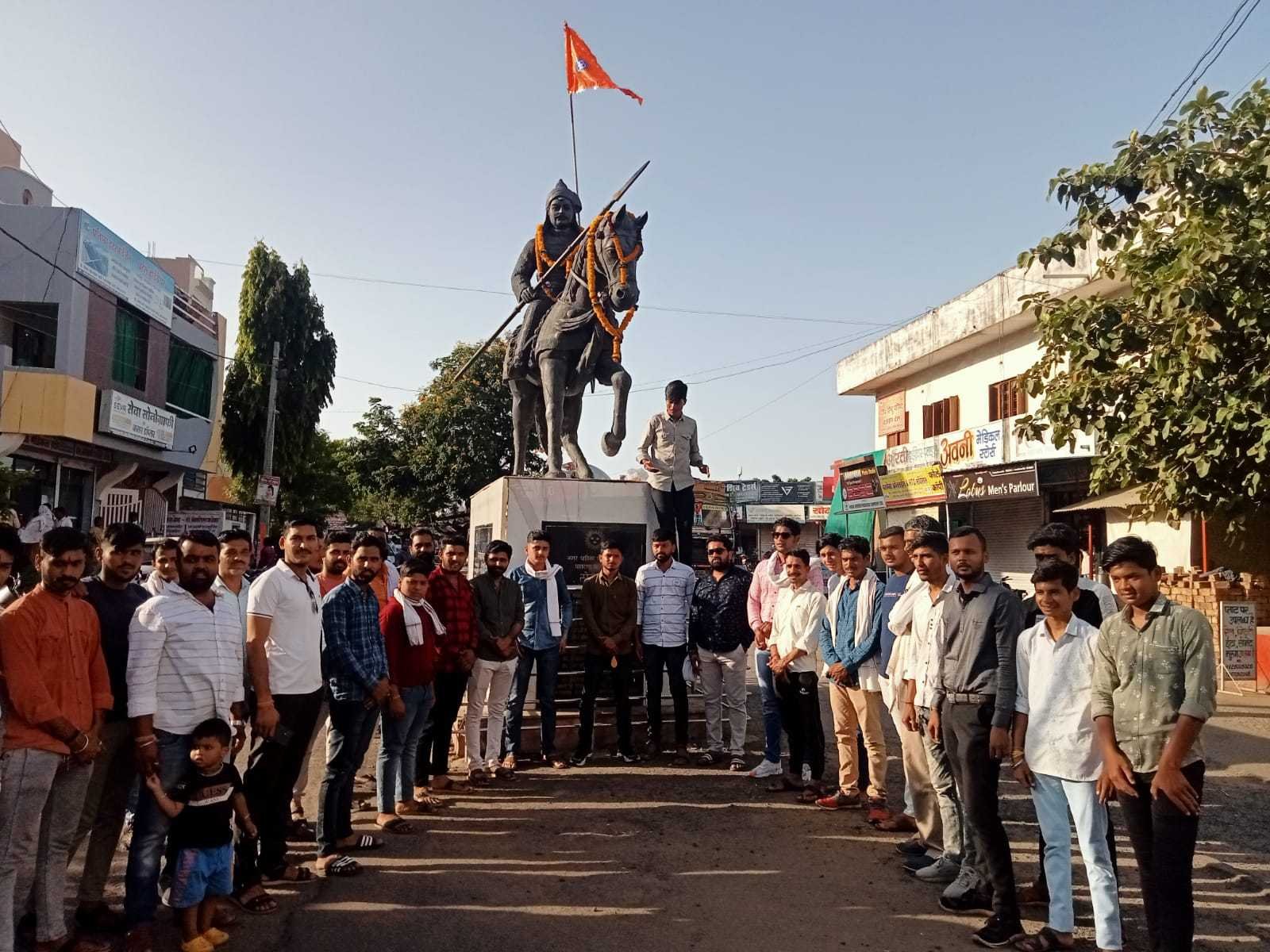 महाराणा प्रताप की जयंती पर किया सेवाकार्य