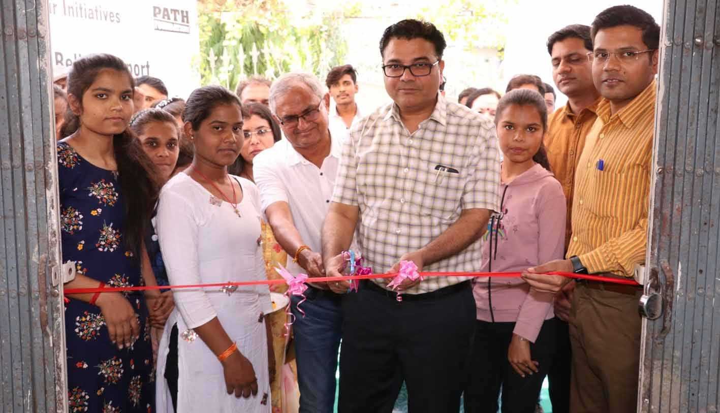 छात्रावास का लोकार्पण किया