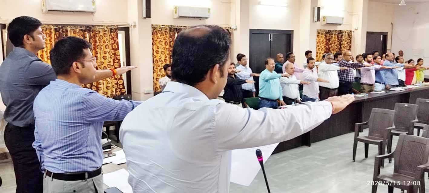 मिशन लाइफÓ अभियान के तहत पर्यावरण संरक्षण की शपथ ली