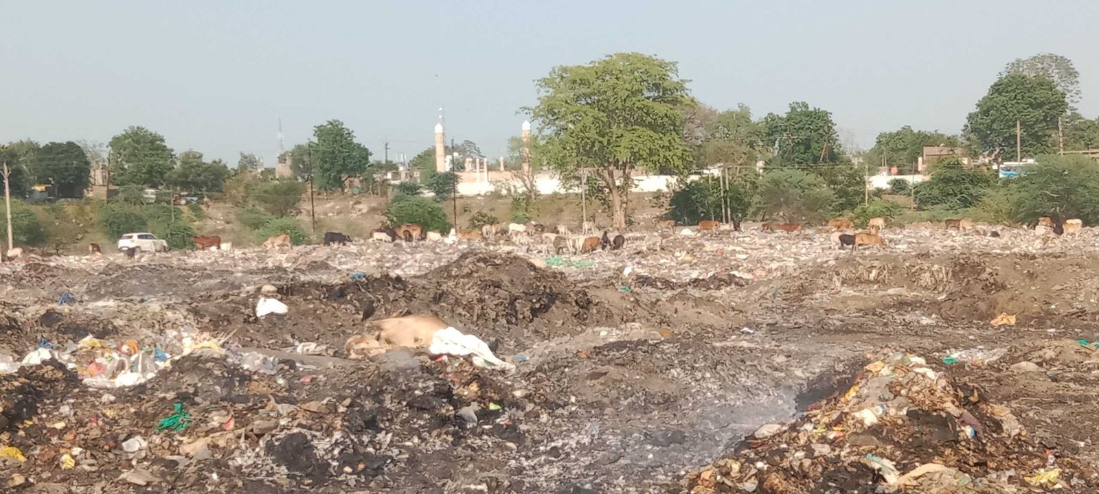 ट्रीचिंग ग्राउंड के आसपास की आबोहवा खराब