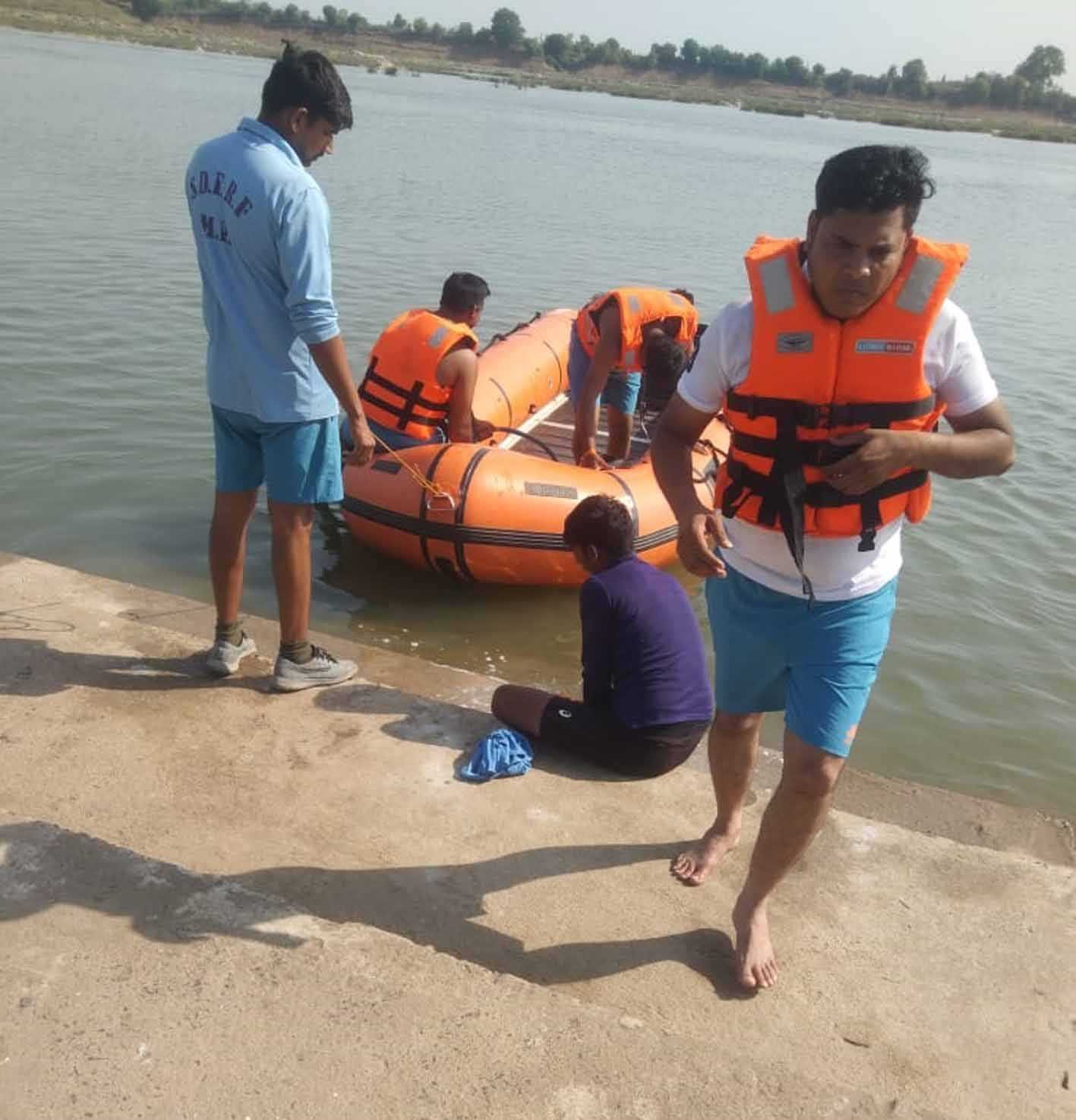 आपदा से बचाव का दिया प्रशिक्षण