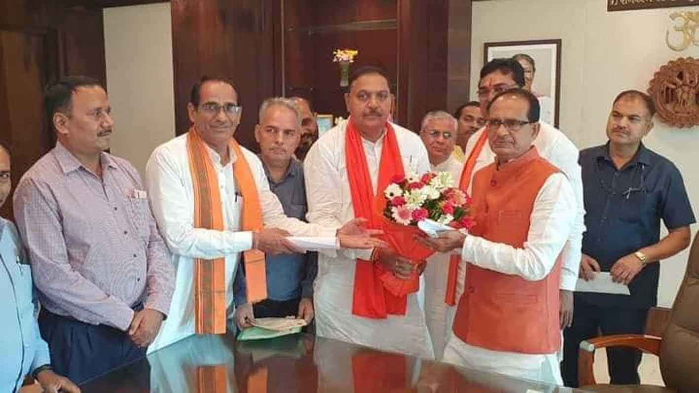 मुख्यमंत्री और प्रदेश अध्यक्ष से मिला प्रतिनिधिमंडल