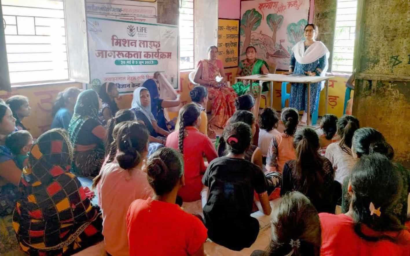 संगोष्ठी व प्रशिक्षण संपन्न