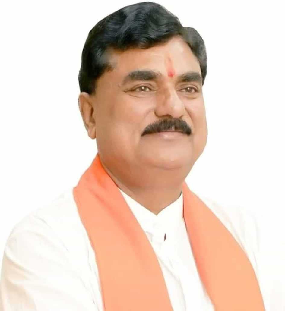 कृषि मंत्री ने मंडी निधि से 21 सड़के स्वीकृत की