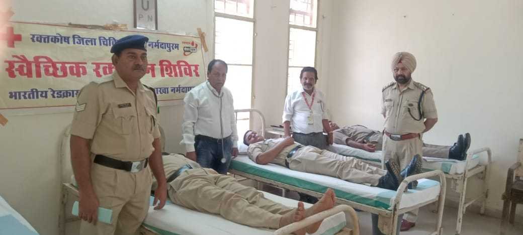 7 जवानों ने किया रक्तदान, 20 ने लिया संकल्प