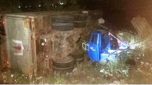 इंदौर-देवास बाईपास पर डम्पर की टक्कर से चार की मौत