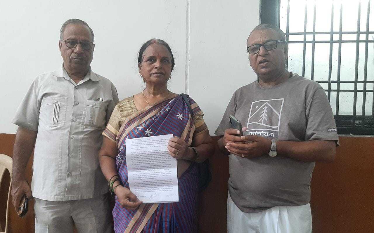 पहलवान बृजभूषण सिंह की गिरफ्तारी की मांग को लेकर सौंपा ज्ञापन