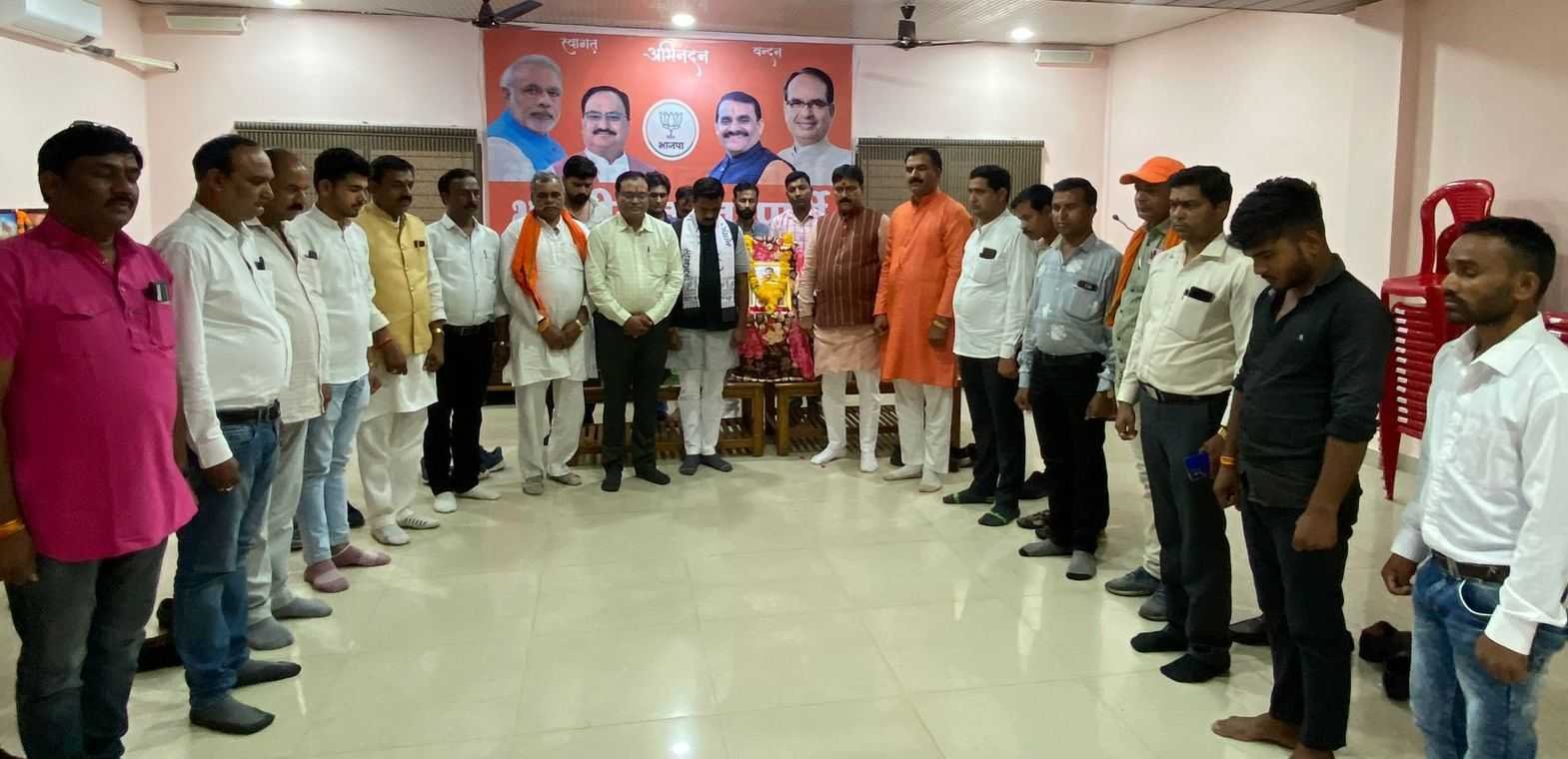 भाजपा ने दी विपिन सिंह ठाकुर को श्रद्धांजलि