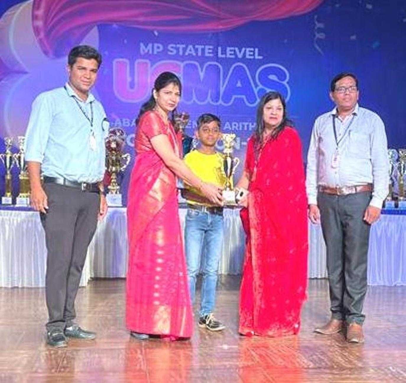 8 मिनट में 200 गणितीय सवालों हल कर देवास का कौशल सेन बना स्टेट लेवल चैम्पियन