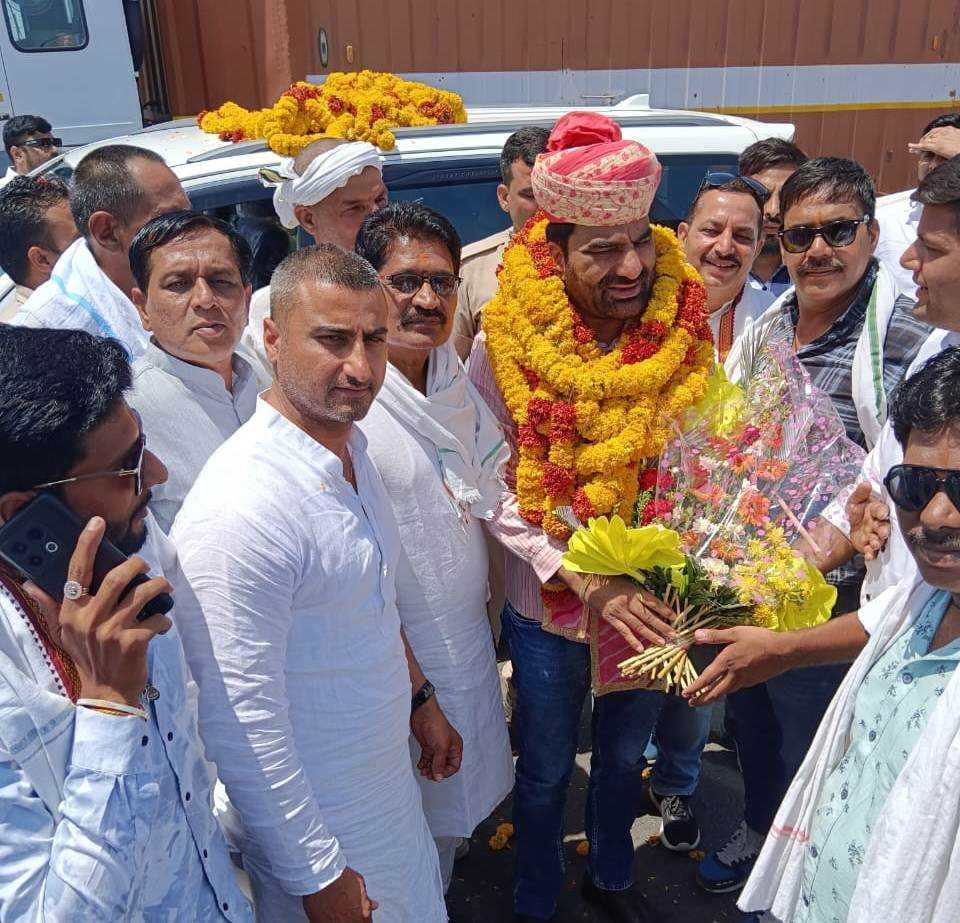 सांसद हनुमान बेनीवाल का जाट समाज ने किया स्वागत