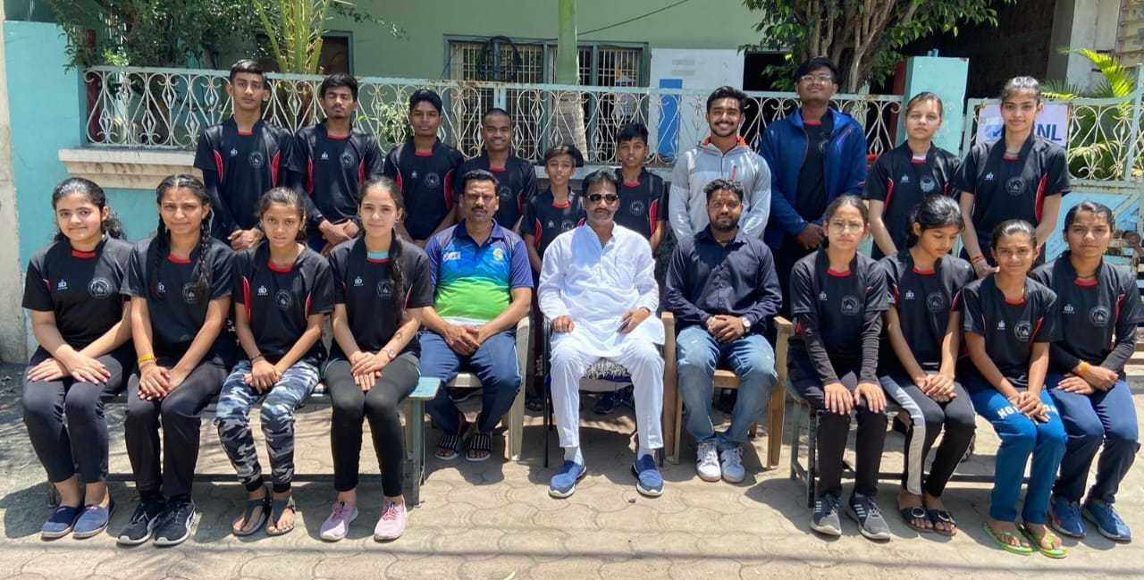 राष्ट्रीय जम्प रोप प्रतियोगिता एवं ऑल इंडिया रेंकिंग कम्पटीशन के लिए देवास के खिलाड़ी रवाना