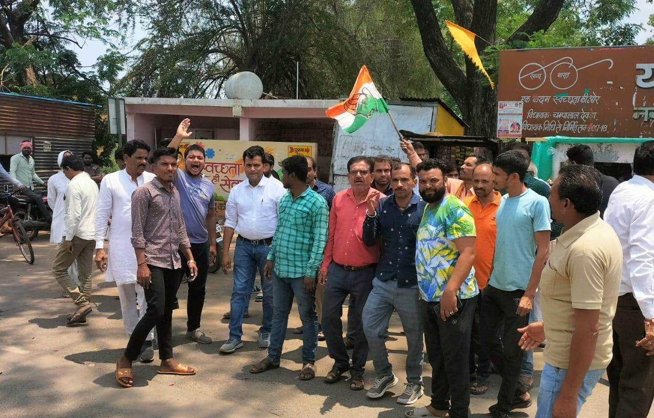अमित शाह के कांग्रेस मुक्त भारत के जुमले की हवा निकली