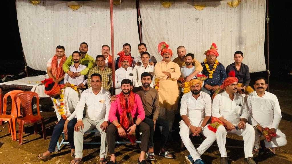 ग्राम बिलोदा में रात्रि कालीन टेनिस बॉल क्रिकेट प्रतियोगिता का समापन