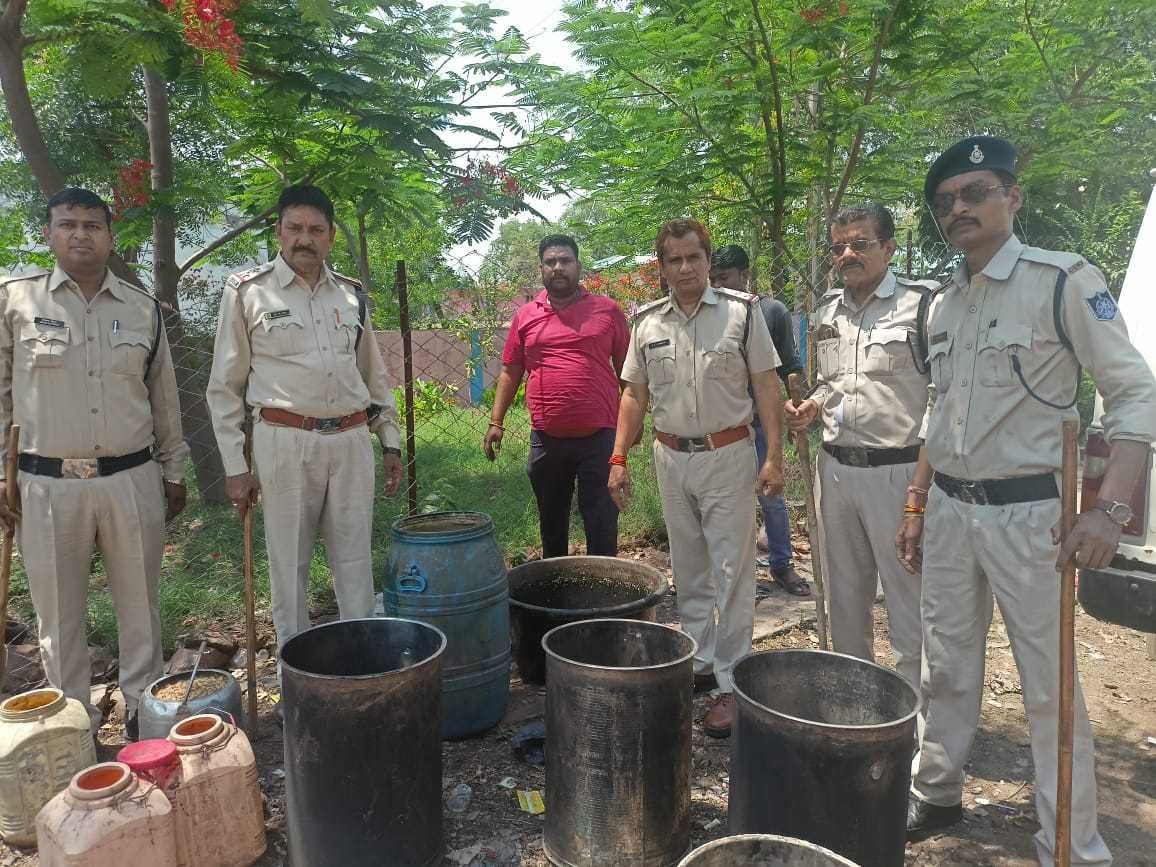 अवैध शराब कर कार्यवाही की