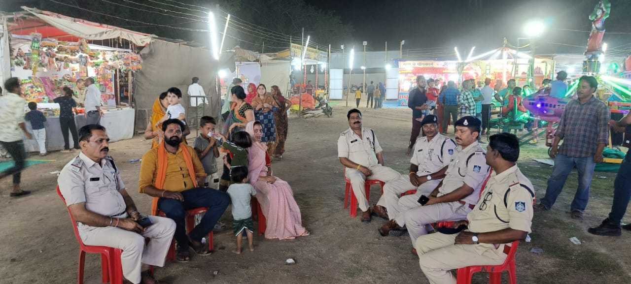 पैदल मार्च कर जाने शहर के हालात