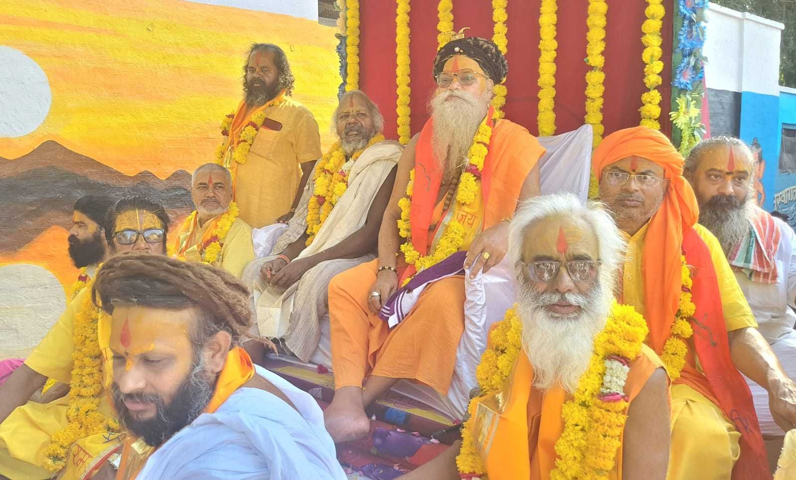 75 वे श्री विष्णु महायज्ञ के पूर्व निकली ऐतिहासिक पेशवाई