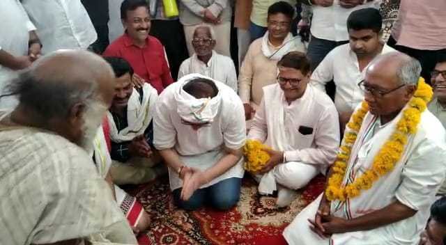 साध्वी कनकेश्वरी देवी व पूर्व मुख्यमंत्री दिग्विजय सिंह का हुआ आगमन